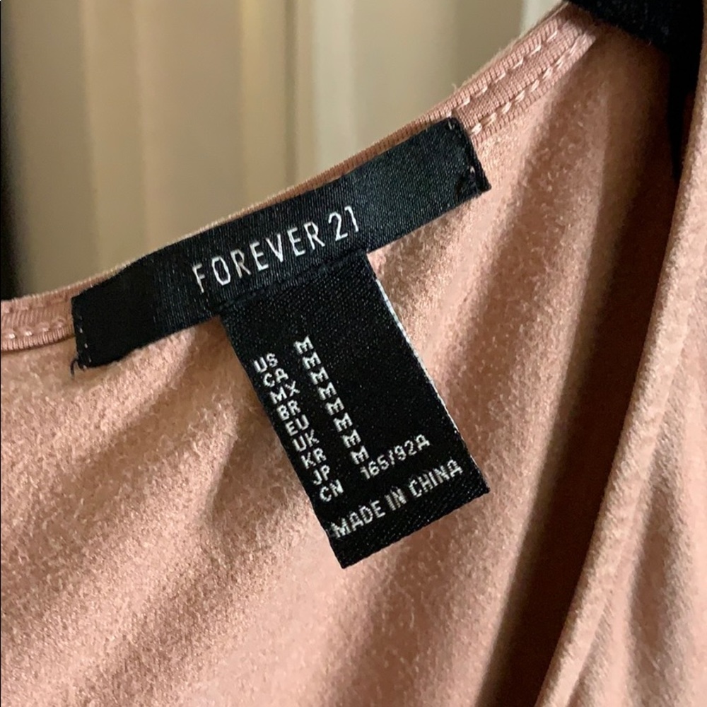 Dress - Picture 4 of 4